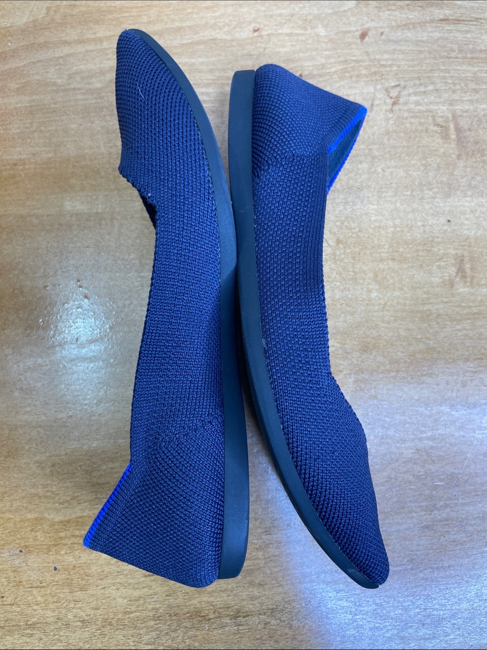 Rothy's Navy Pointed Knit Flats with Blue Trim. Size 5 - Picture 9 of 12